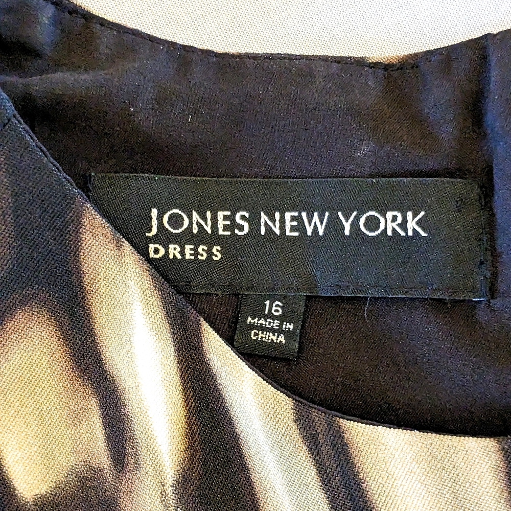 FINAL DAYS $5 Jones New York Sheath Dress - CLOSET CLOSING  - Picture 11 of 12